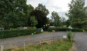 Electricien Domaine du Balbuzard – Location gîte bulle insolite atypique lac étang pêche camping – Hébergement cabane maison de hobbit – Massif Central Vulcania AUVERGNE PUY-DE-DÔME à Condat-en-Combraille