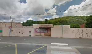 Electricien Arnal denis services et dépannages à La Tour-sur-Orb