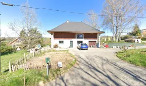 Electricien Greg à vélo à Groisy